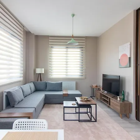 Goektuerk's Finest 2br Stylish, Spacious & Prime Kemerburgaz